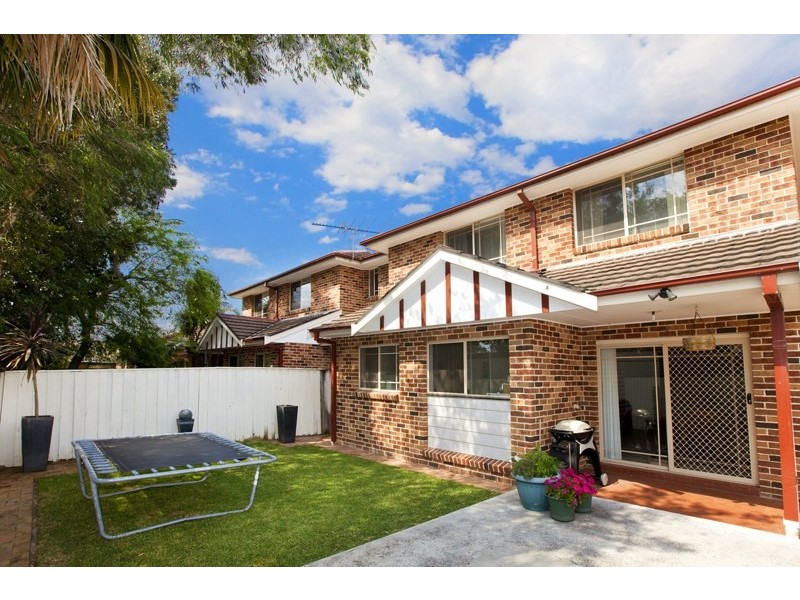 3/8 Mirbelia Place, Caringbah NSW 2229