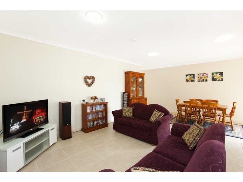 3/8 Mirbelia Place, Caringbah NSW 2229