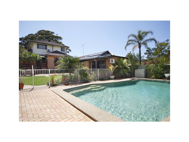 18 Castelnau Street, Caringbah South NSW 2229