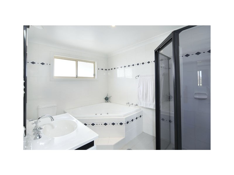 18 Castelnau Street, Caringbah South NSW 2229