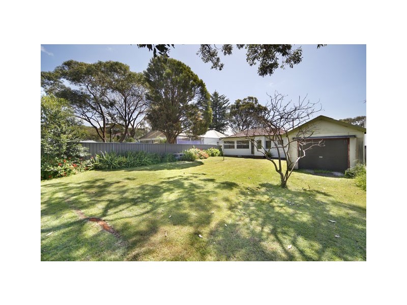 10 Drake Avenue, Caringbah NSW 2229