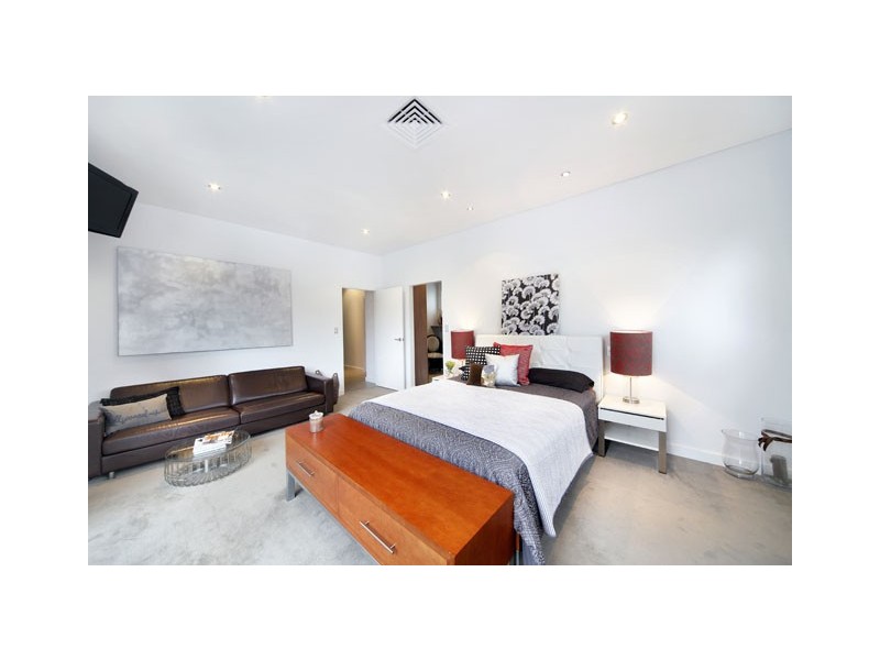 11 Burradoo Street, Caringbah NSW 2229