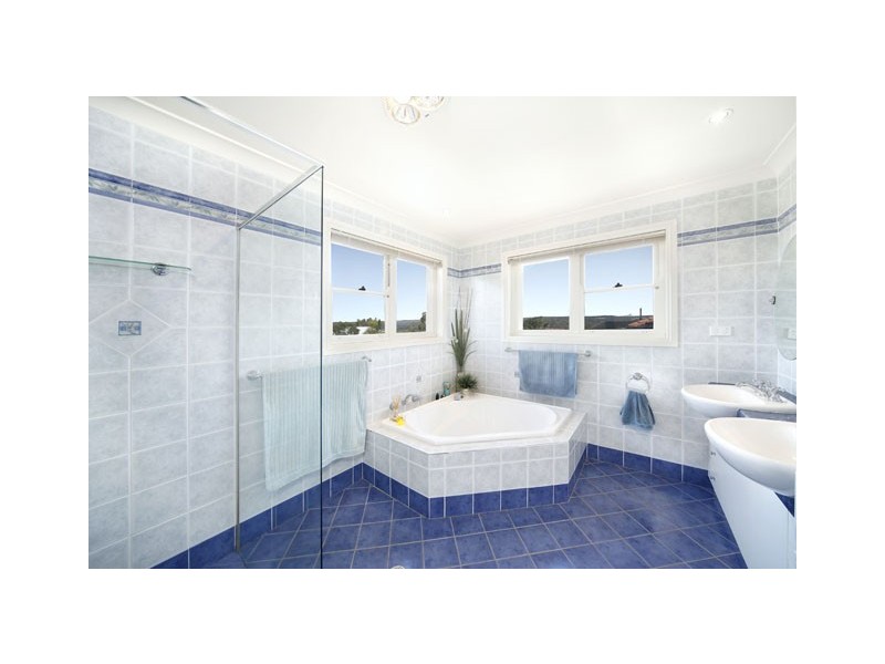 394 Willarong Road, Caringbah NSW 2229