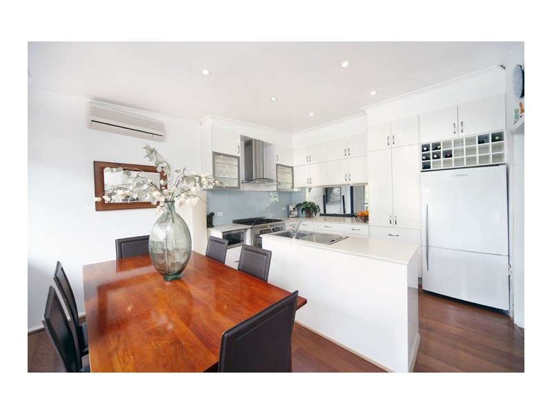 41 Warraba Street, Como NSW 2226