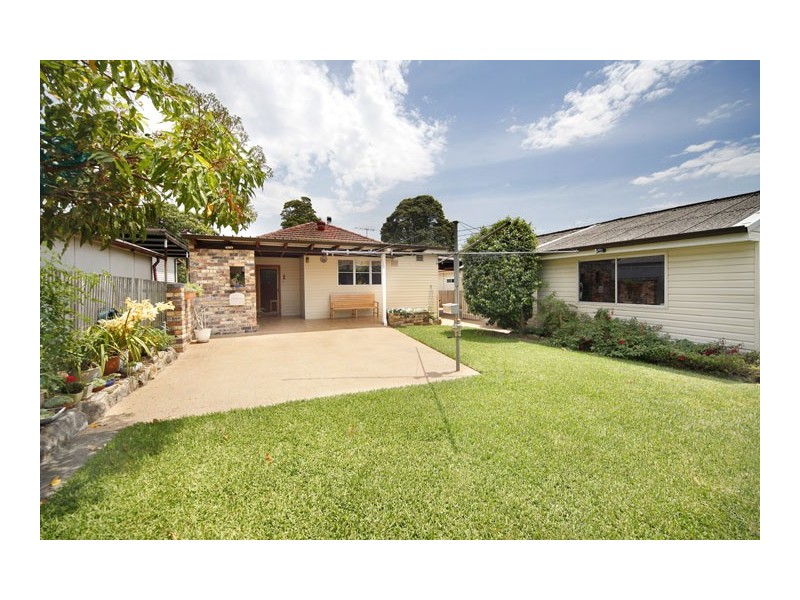 10 Tergur Crescent, Caringbah NSW 2229