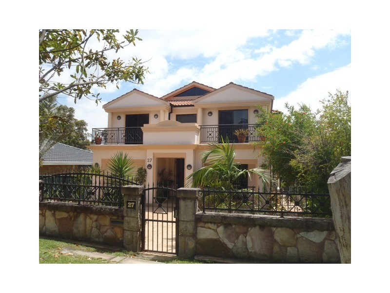 27 Raglan Road, Miranda NSW 2228