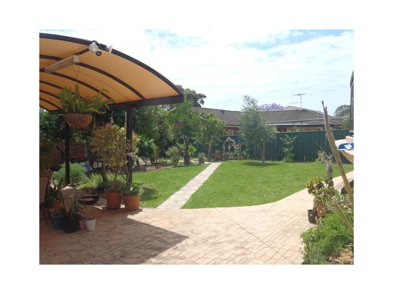 27 Raglan Road, Miranda NSW 2228