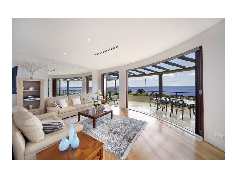 Unit 2/81 The Esplanade, Cronulla NSW 2230
