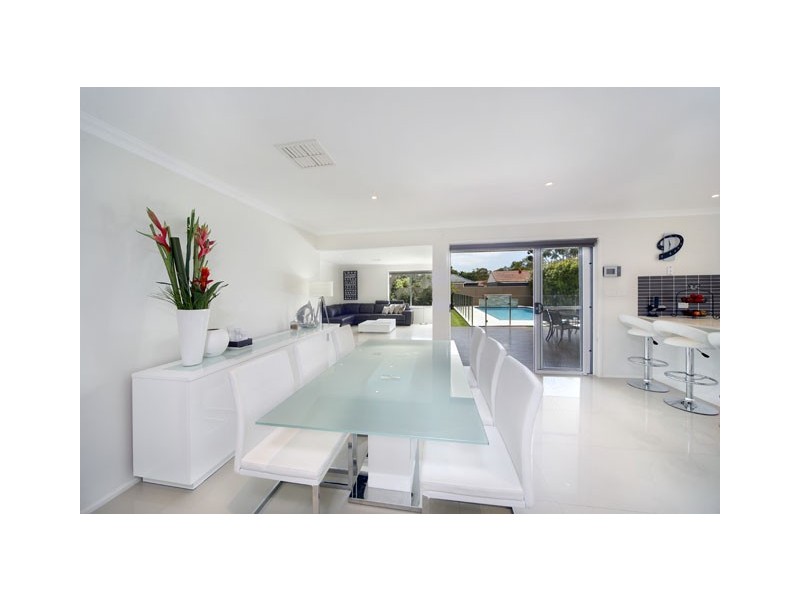 25 Castelnau Street, Caringbah NSW 2229