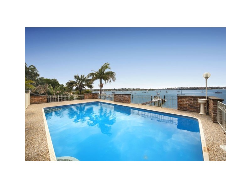23 Holt Road, Taren Point NSW 2229