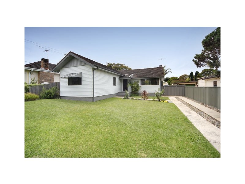 10 Carramar Crescent, Miranda NSW 2228
