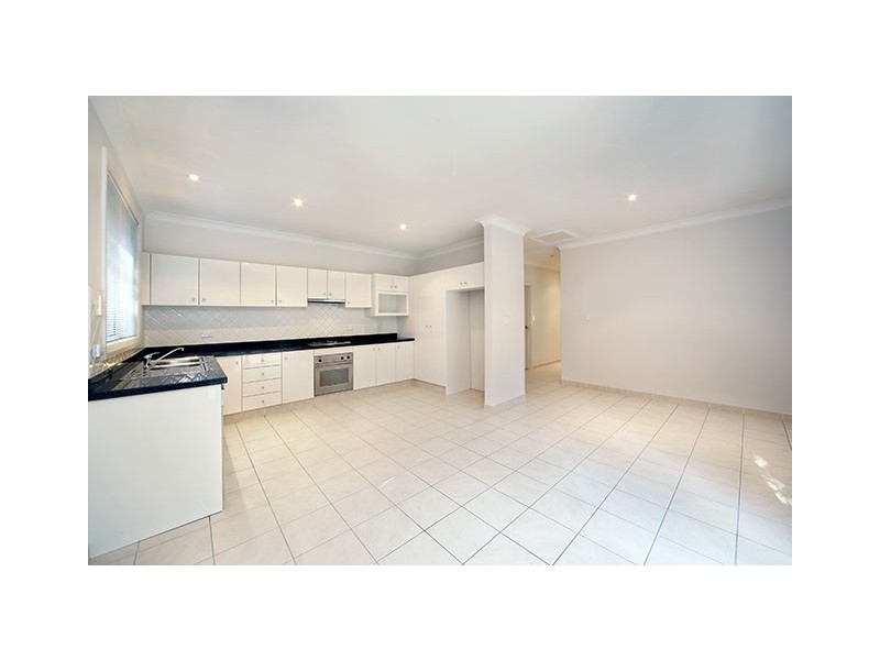 3/49 Glencoe Street, Sutherland NSW 2232