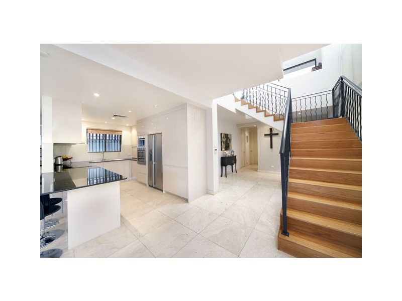 9 Belgrave Esplanade, Sylvania NSW 2224