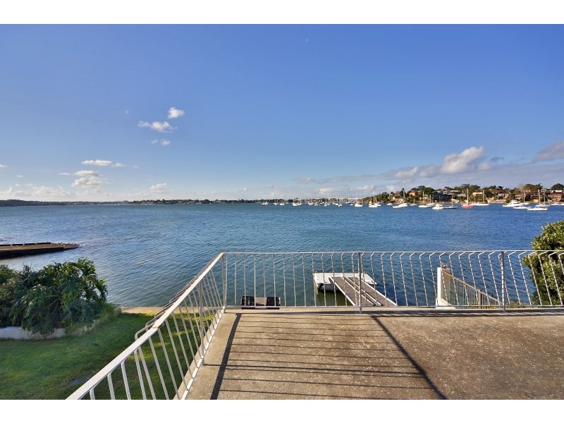 3 Lachlan Avenue, Sylvania Waters NSW 2224