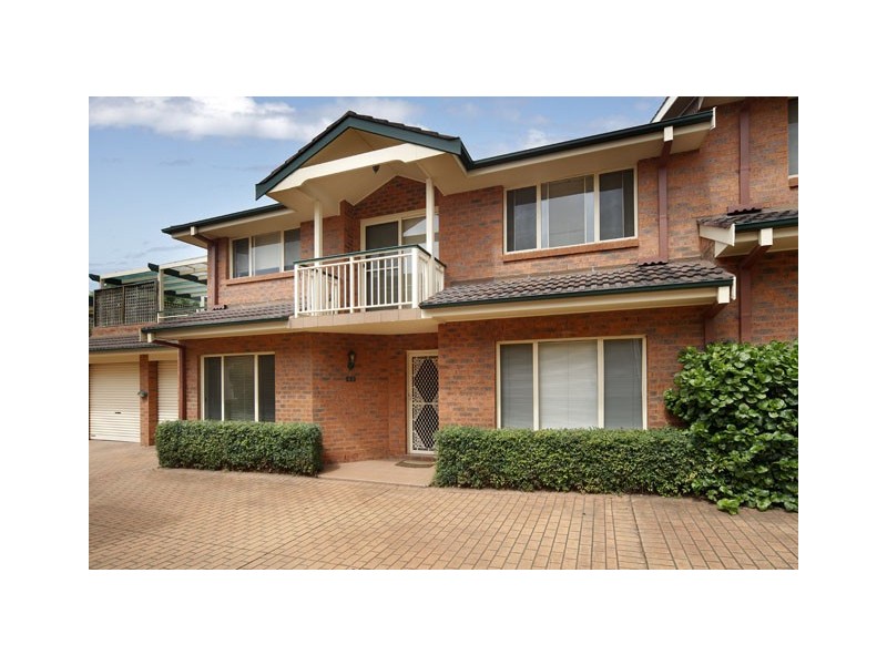 Unit 48/4 Wallumatta Road, Caringbah NSW 2229