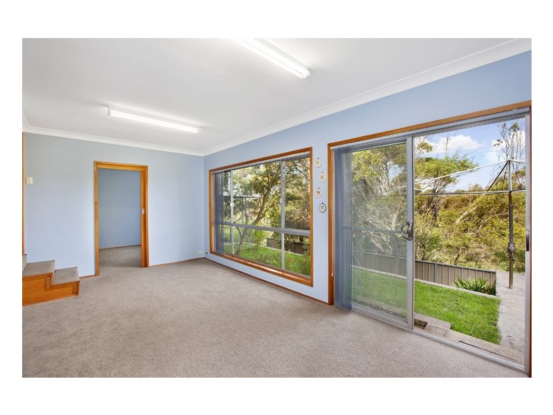 4 Old Bush Road, Yarrawarrah NSW 2233