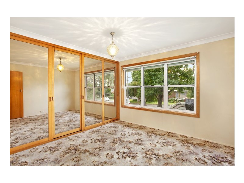 4 Old Bush Road, Yarrawarrah NSW 2233