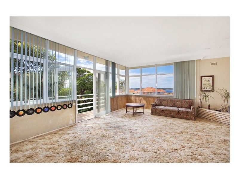 2 Ischia Street, Cronulla NSW 2230