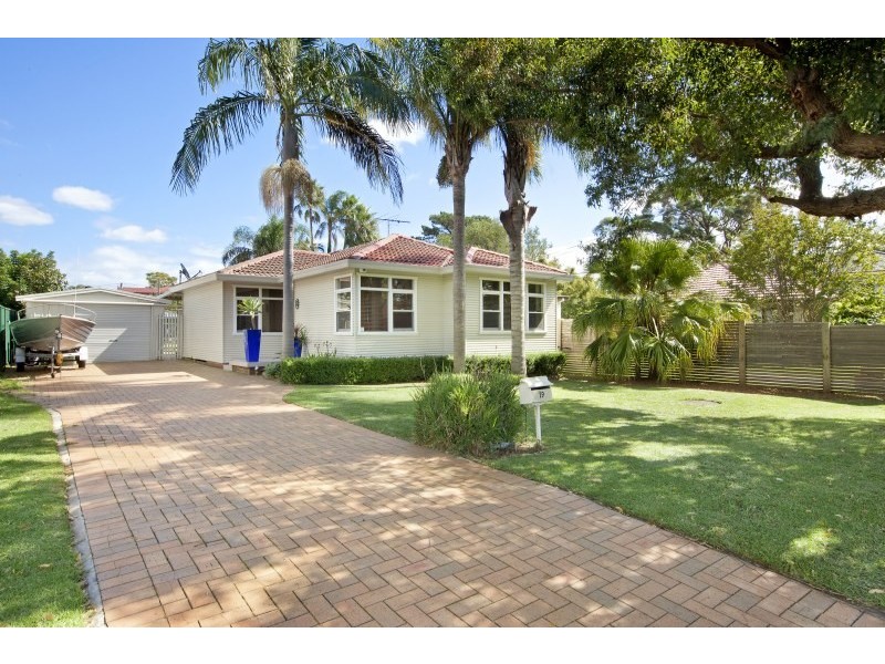 19 Kareena Road, Miranda NSW 2228