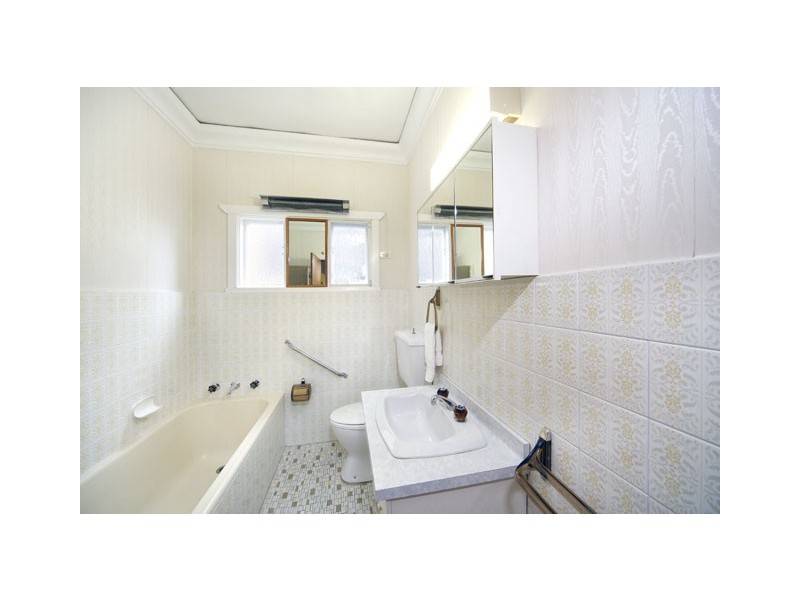 10 Quest Avenue, Yowie Bay NSW 2228