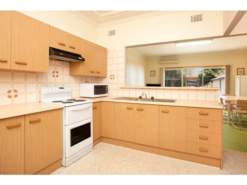 14 Taronga Parade, Caringbah NSW 2229