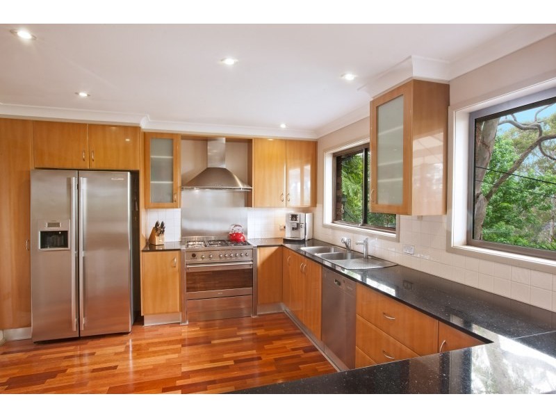 5 Tulong Place, Kirrawee NSW 2232