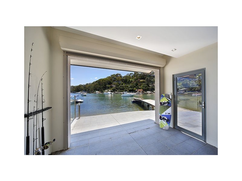 4 Buckinbah Place, Lilli Pilli NSW 2229