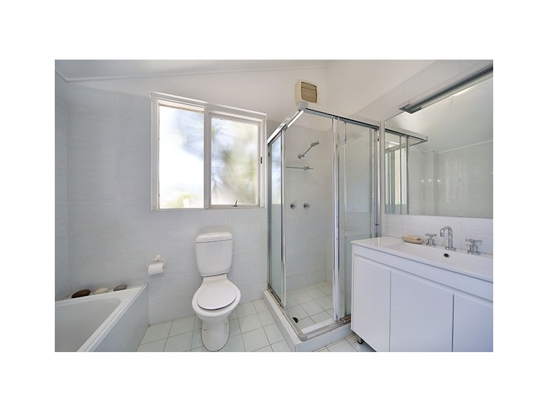 4 Buckinbah Place, Lilli Pilli NSW 2229