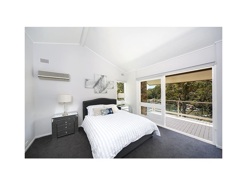 4 Buckinbah Place, Lilli Pilli NSW 2229