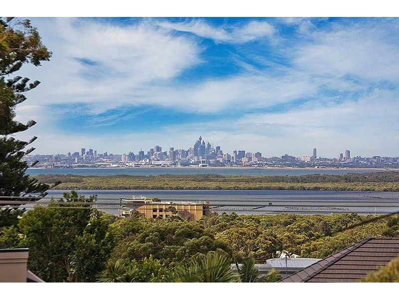 2 Fairs Avenue, Woolooware NSW 2230