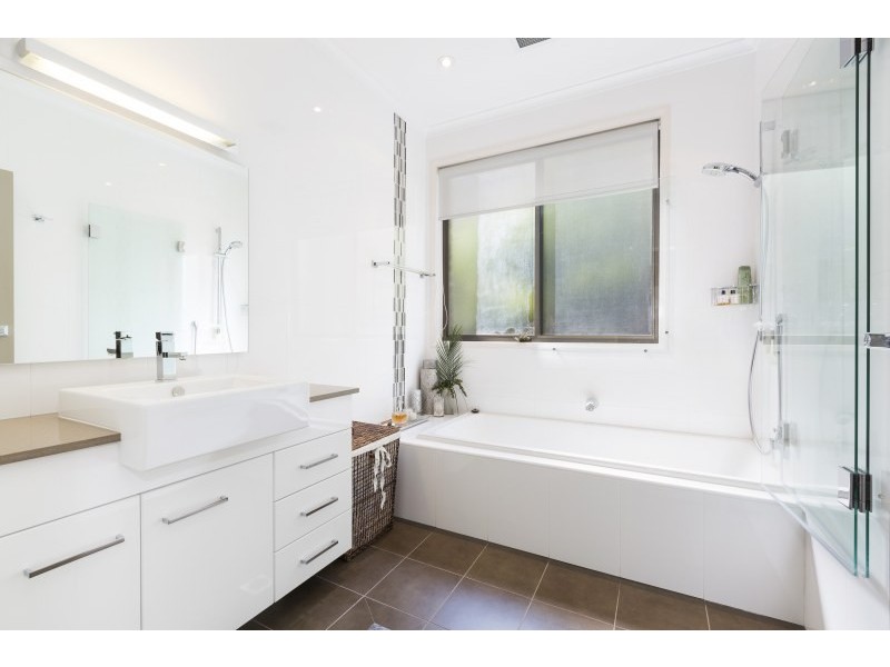 14 Glenhaven Place, Oyster Bay NSW 2225