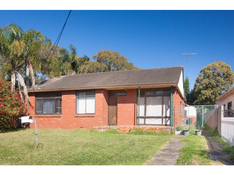 31 Woodfield Boulevard, Caringbah NSW 2229