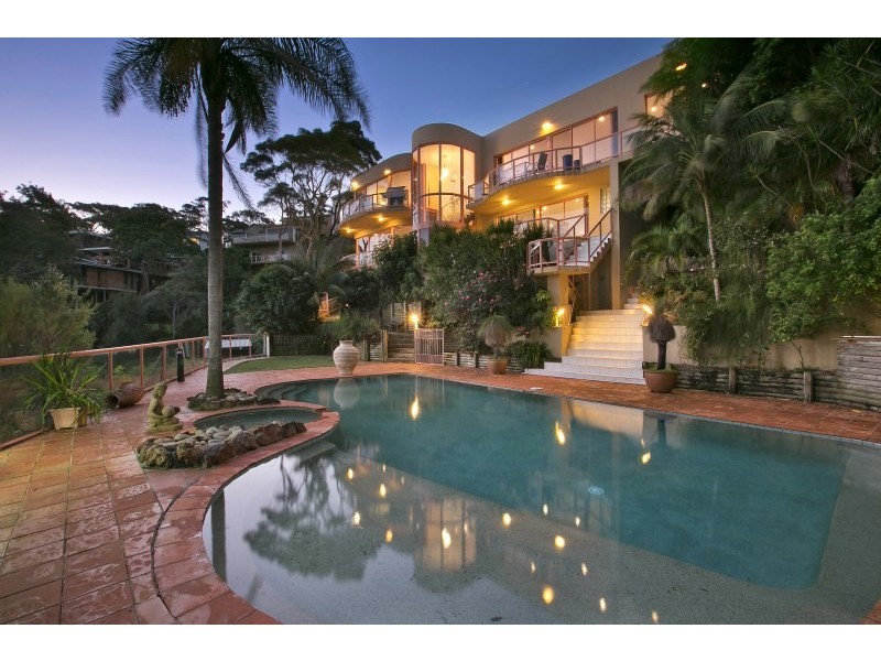 11 Waring Avenue, Caringbah South NSW 2229