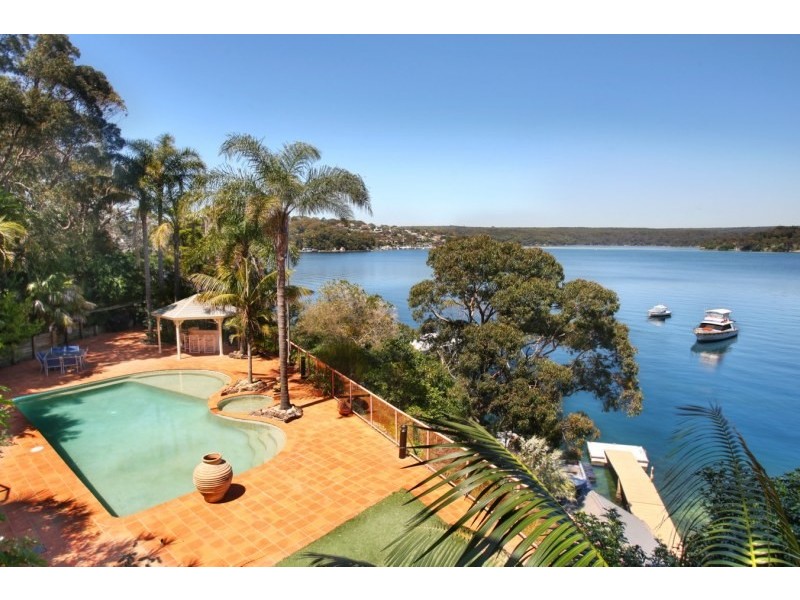 11 Waring Avenue, Caringbah South NSW 2229