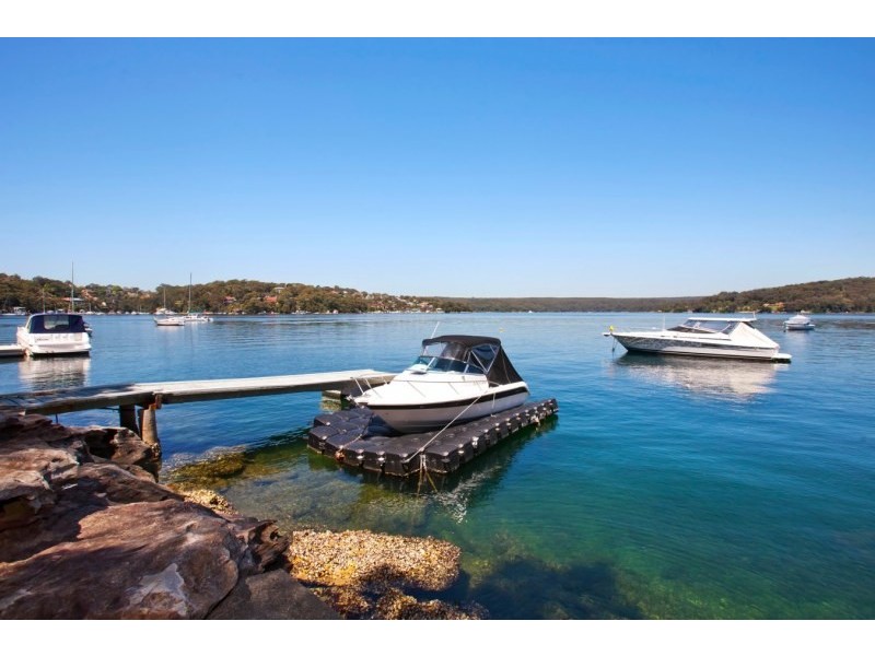 11 Waring Avenue, Caringbah South NSW 2229