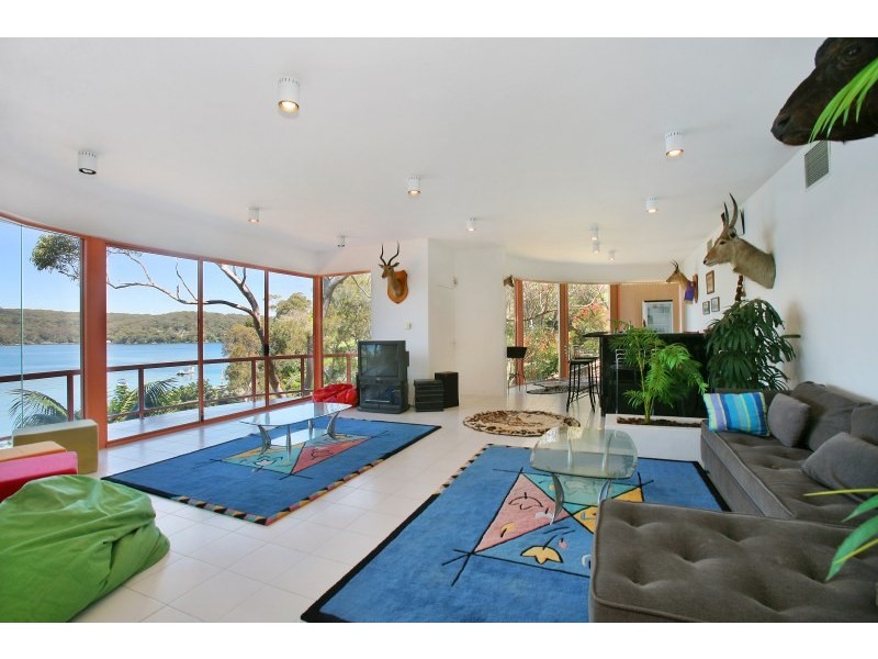 11 Waring Avenue, Caringbah South NSW 2229