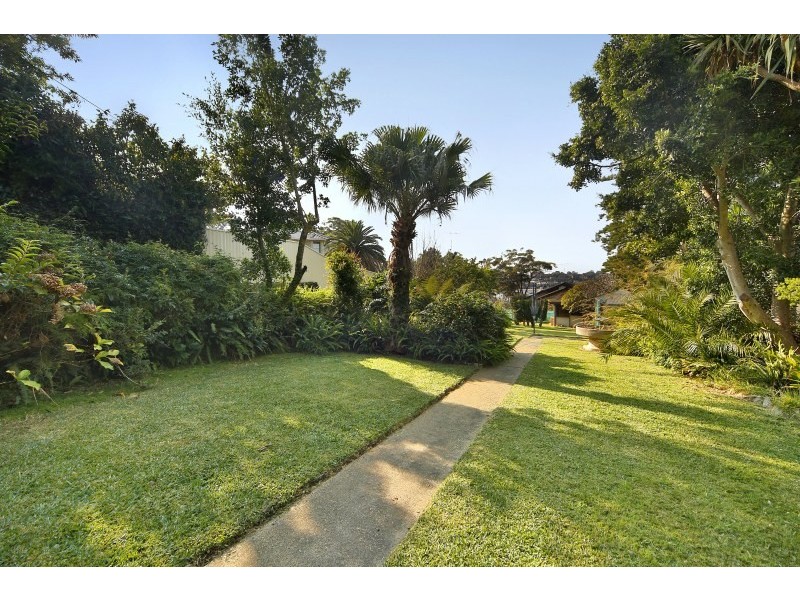 242 Woolooware Road, Burraneer NSW 2230