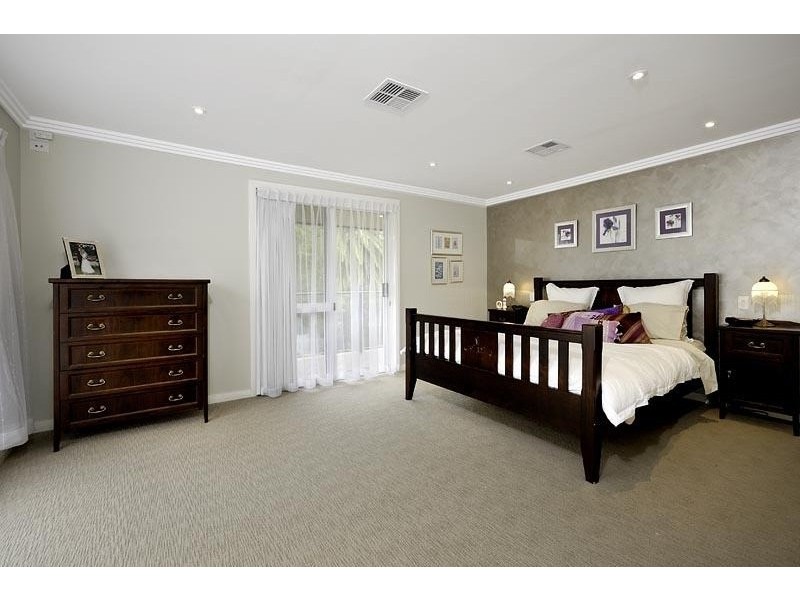 16 Cross Road, Burraneer NSW 2230