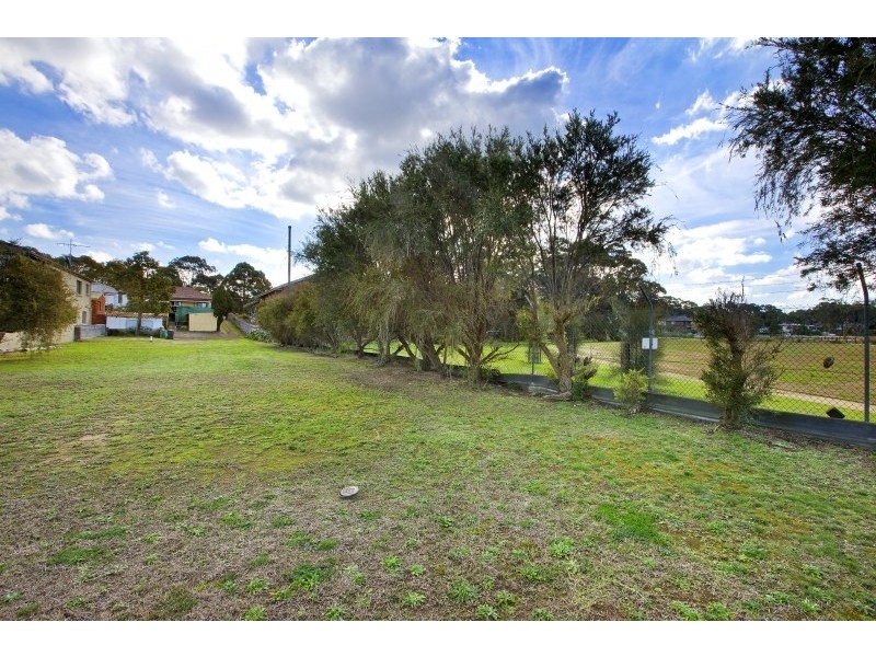 98 Woodlands Road, Taren Point NSW 2229