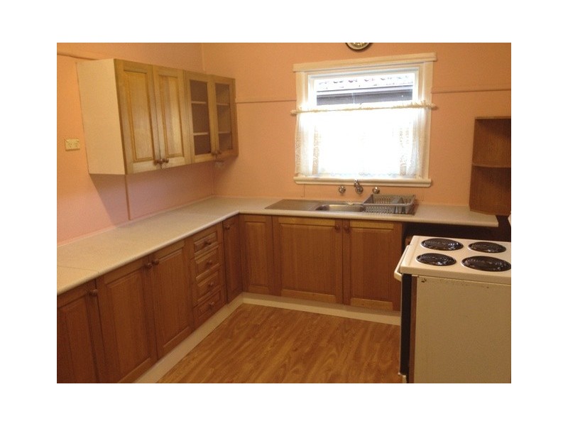 6 Warraba Street, Como NSW 2226