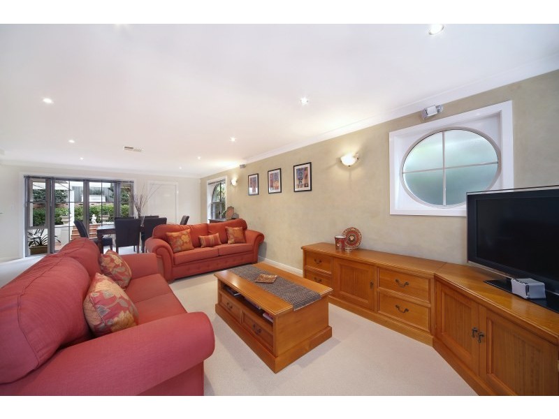 Unit 4/3-7 Seaview Street, Cronulla NSW 2230