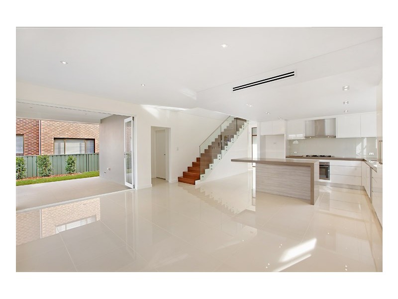 34 Pacific Street, Caringbah NSW 2229