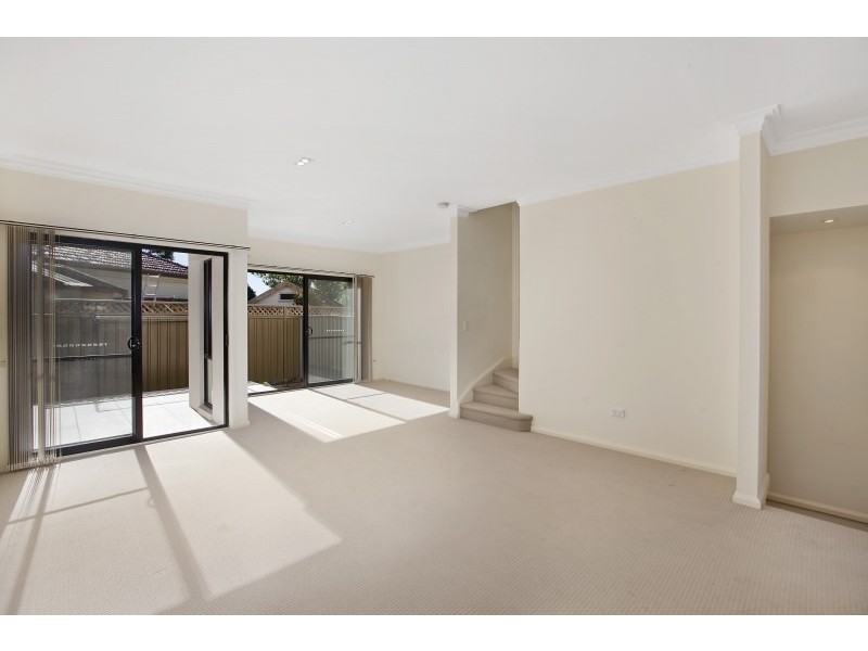 Unit 7/17 Clements Parade, Kirrawee NSW 2232