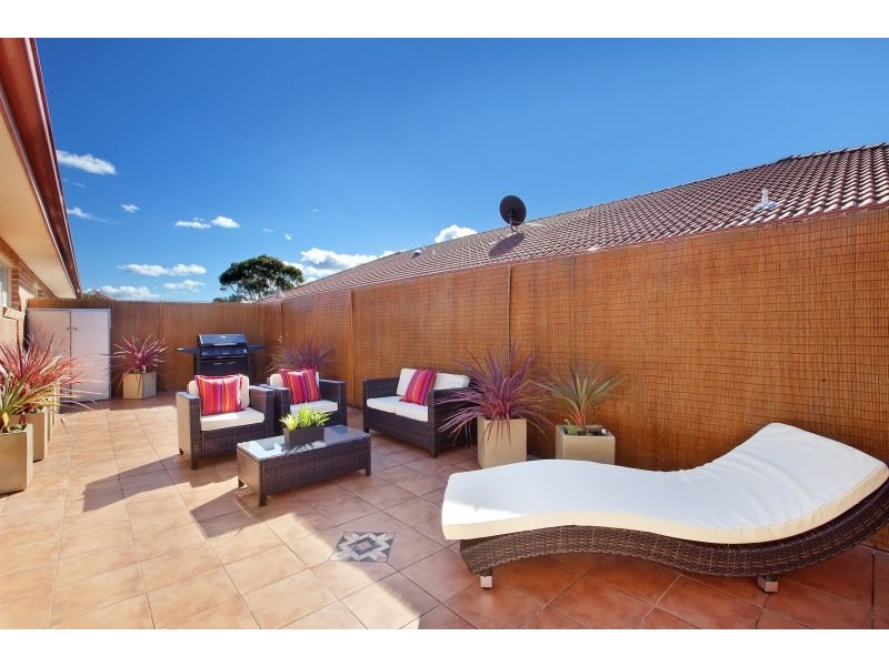 Unit 12/2 Vista Street, Caringbah NSW 2229