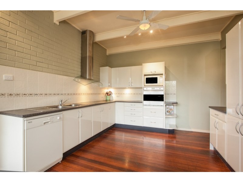 100 Fernleigh Road, Caringbah South NSW 2229