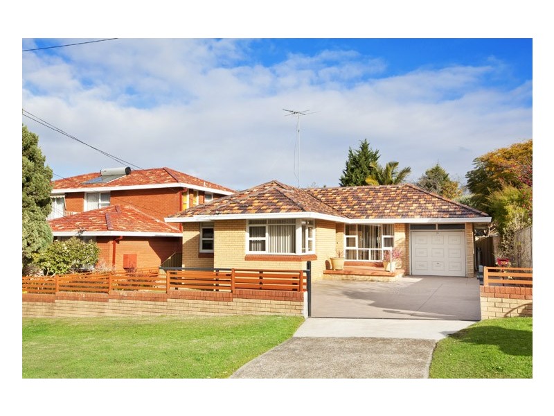 26 Vista Heights Road, Miranda NSW 2228