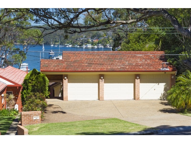 18 Waterview Avenue, Caringbah NSW 2229