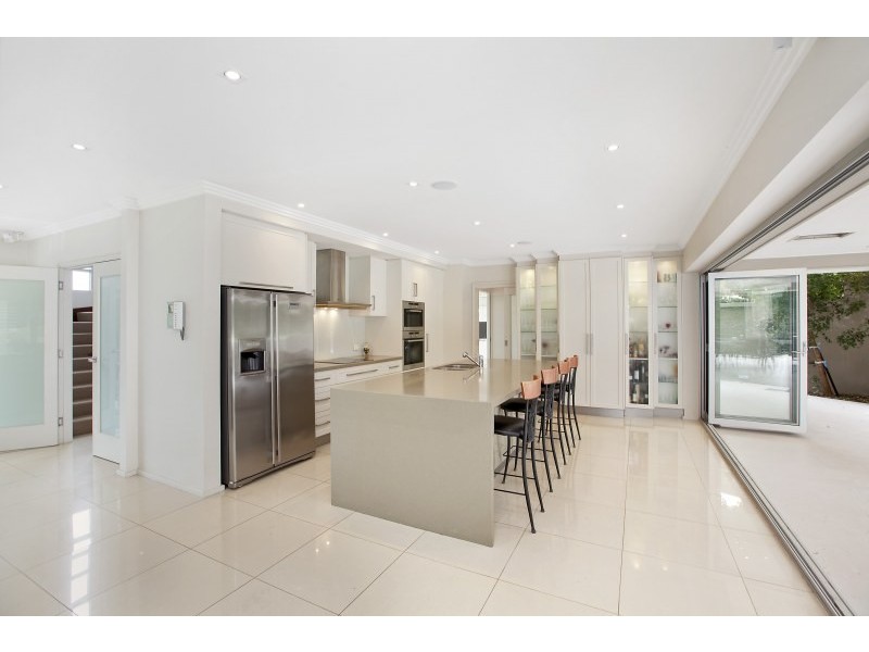 11 Grandview Parade, Caringbah NSW 2229