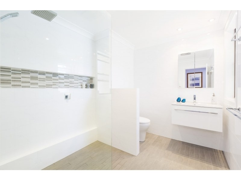 25  Drake Avenue, Caringbah NSW 2229