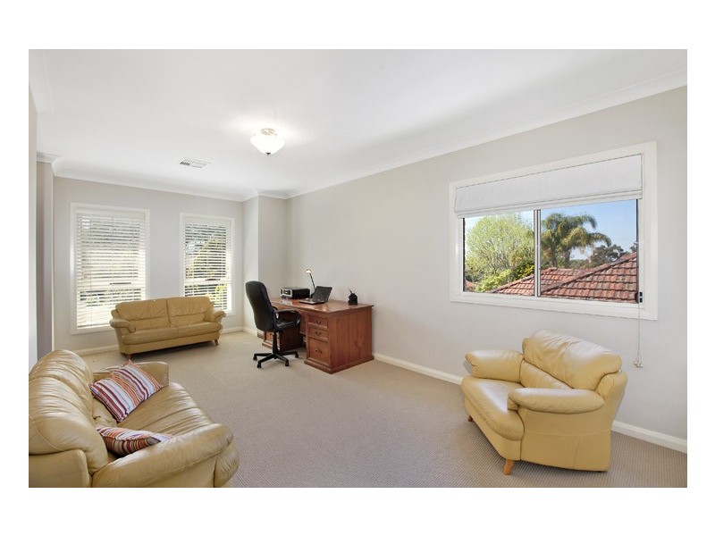 8 Dudley Avenue, Caringbah NSW 2229